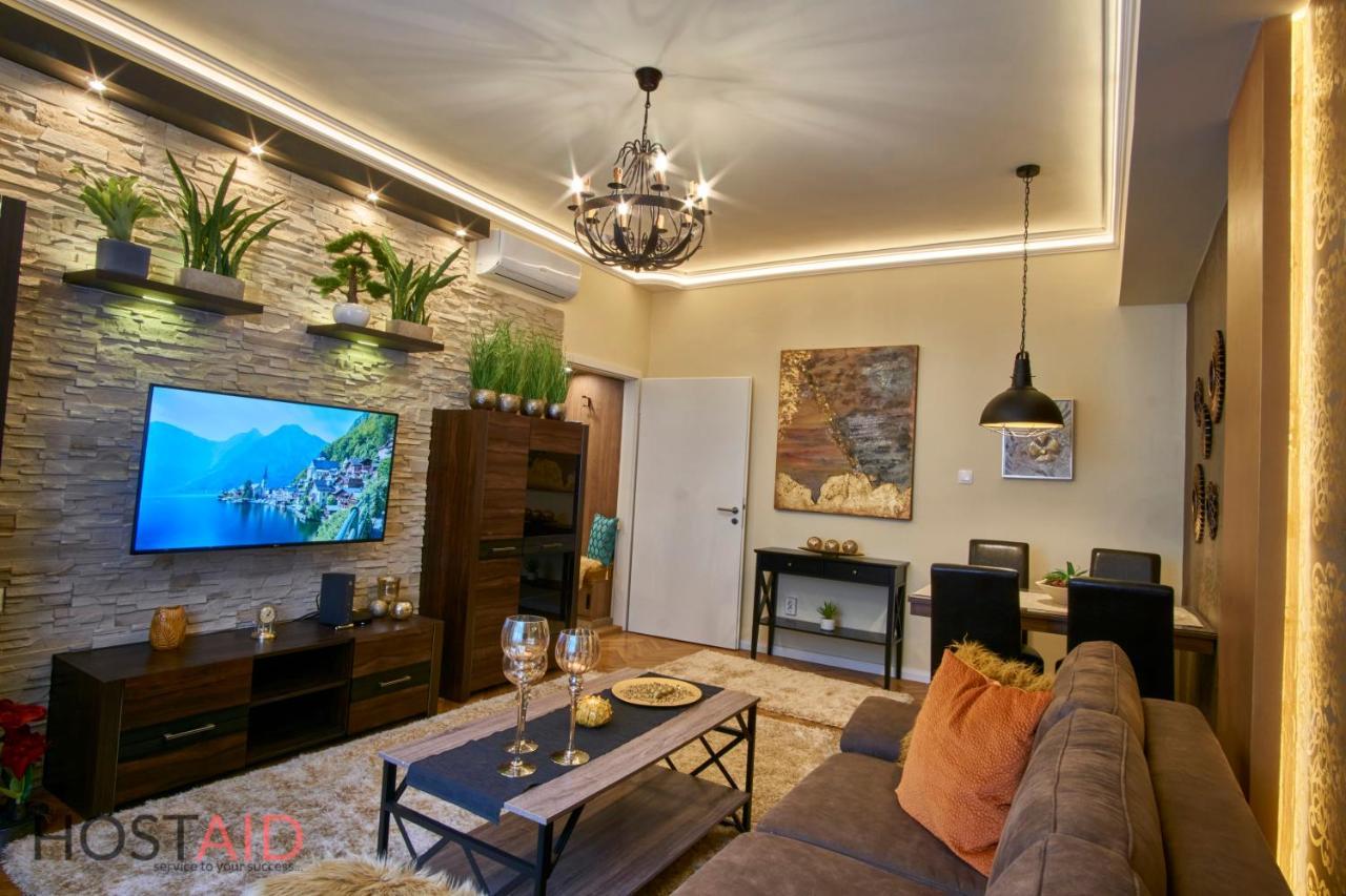R7 Design Apartment - Hostaid Budapest Kültér fotó
