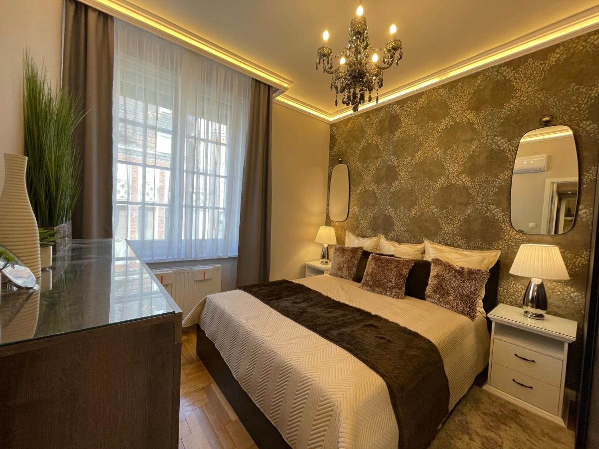R7 Design Apartment - Hostaid Budapest Kültér fotó