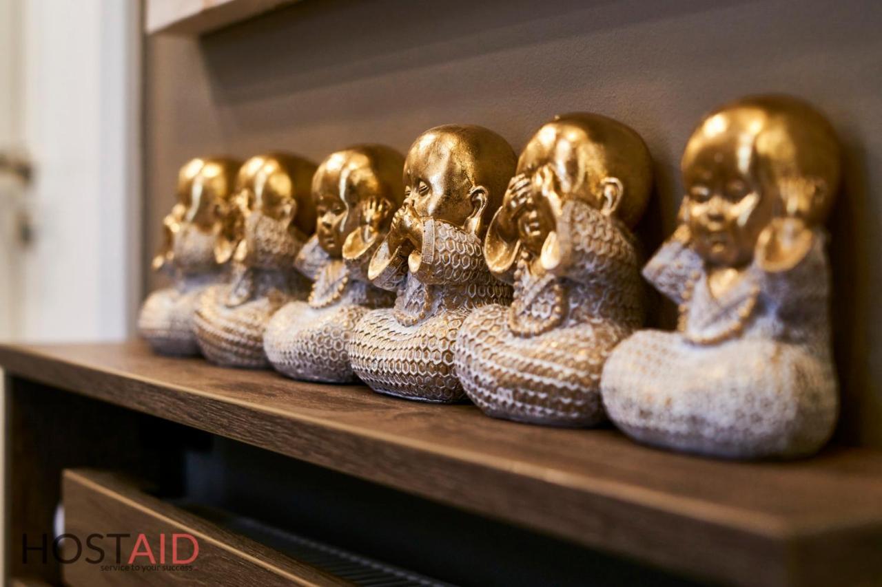 R7 Design Apartment - Hostaid Budapest Kültér fotó