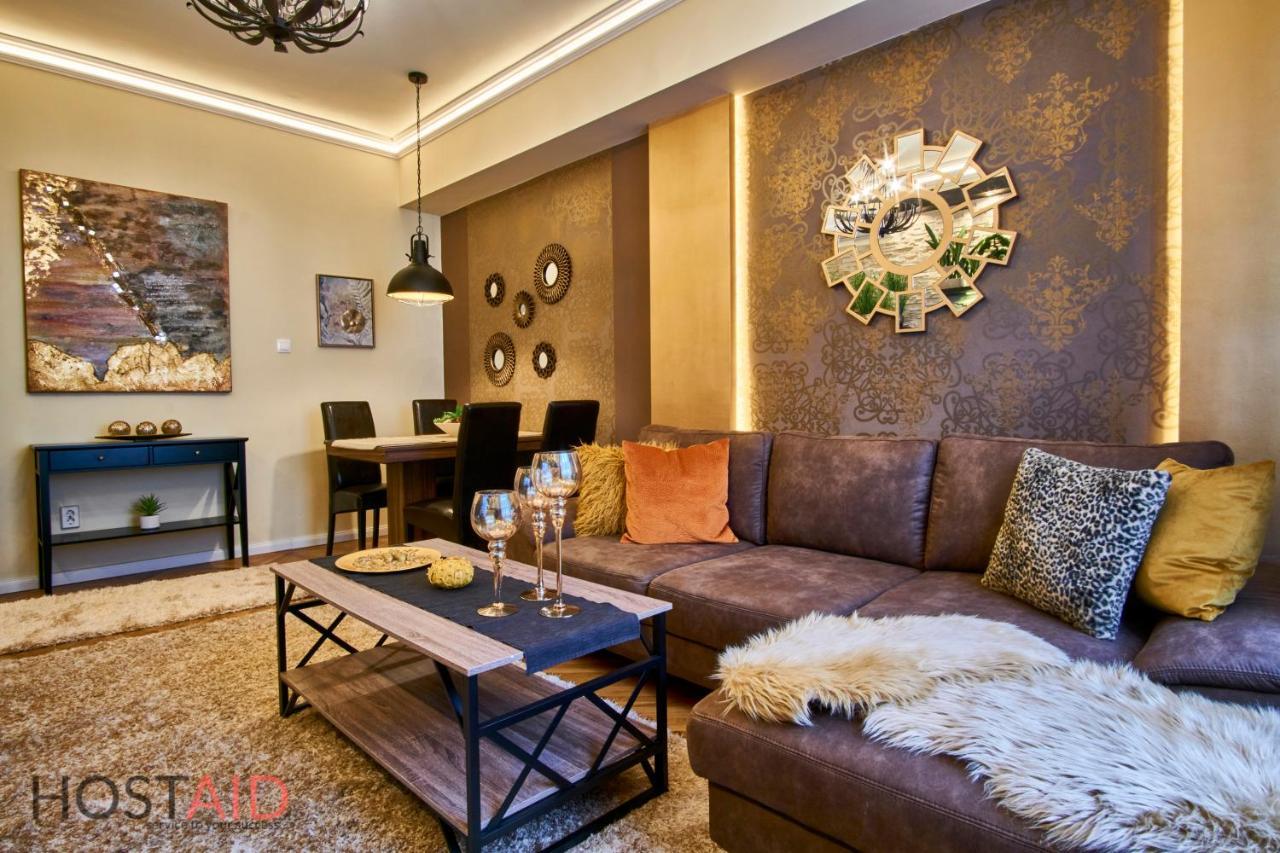R7 Design Apartment - Hostaid Budapest Kültér fotó